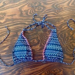 Volcom Swim Top ~ Small